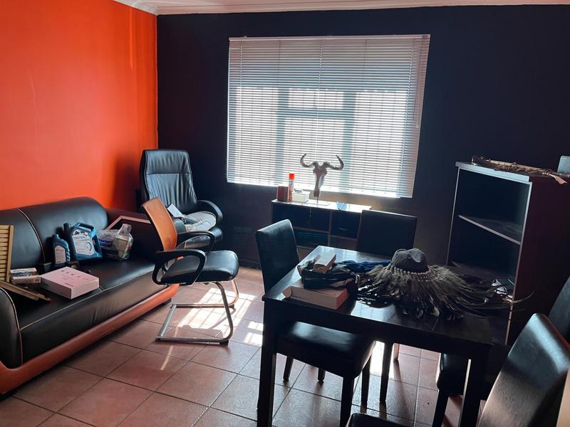 To Let Commercial Property for Rent in Montague Gardens Western Cape
